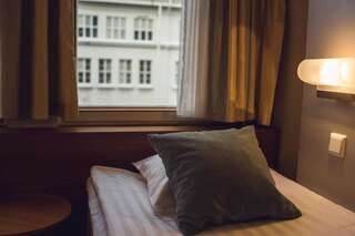 Отель Hotel Arthur Хельсинки Стандартный двухместный номер с 2 отдельными кроватями-5